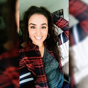 Meet your Posher, Mel